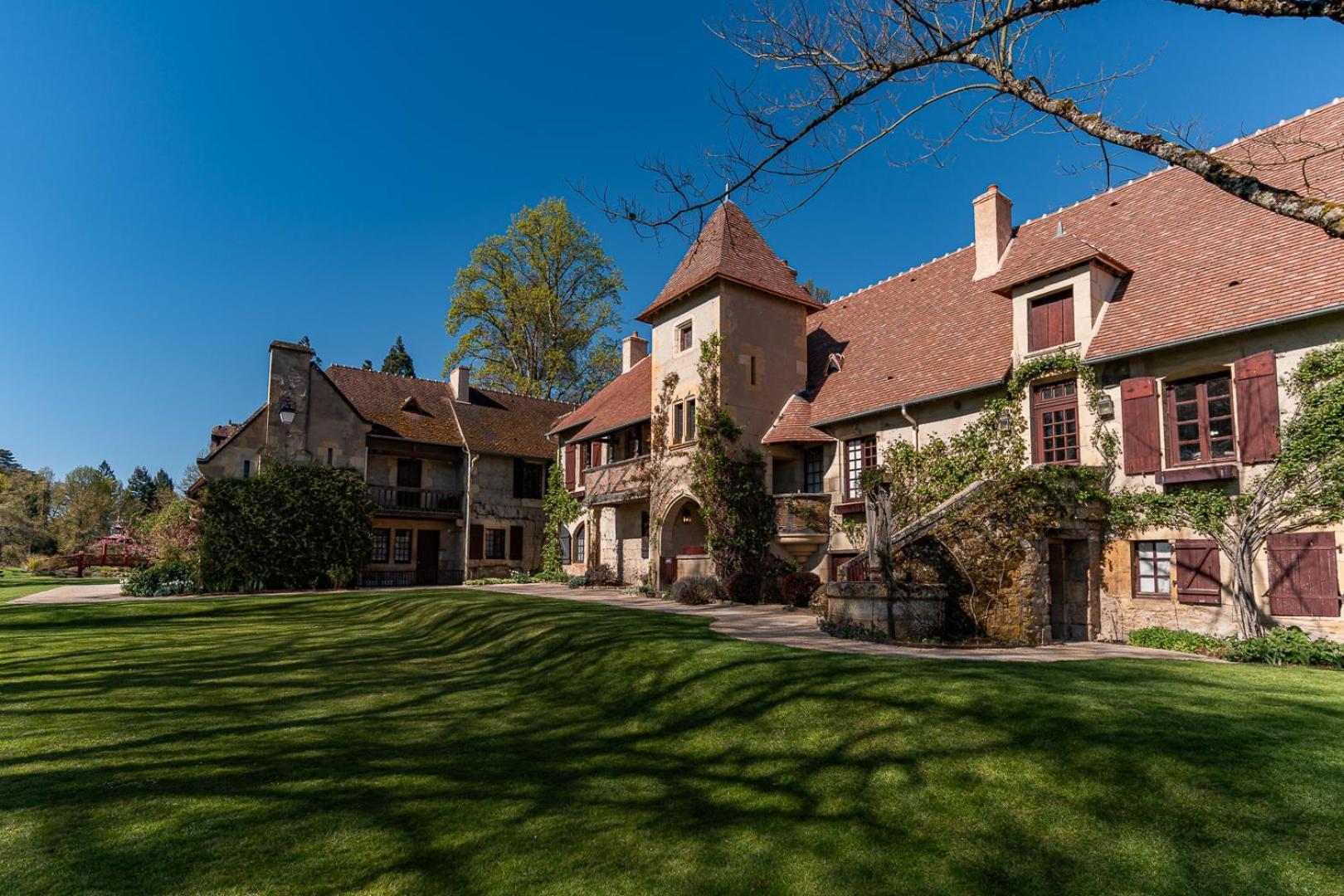 La Maison De La Tour Apremont-sur-Allier Exteriér fotografie